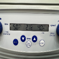 Eppendorf 5418R Refrigerated Centrifuge image 2